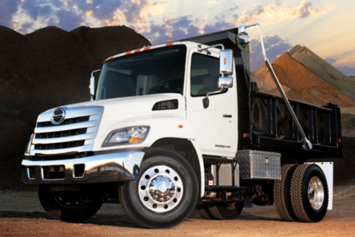 Грузовик HINO 338 (600 серия Хино)